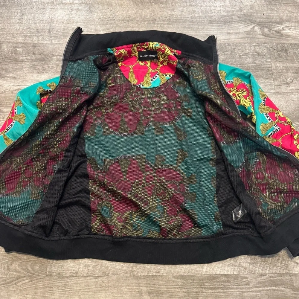 Ac tiv ology 90s Vintage Baroque Full zip Windbreaker Jacket Women’s Sz. S